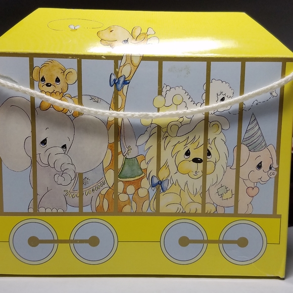 Precious Moments Birthday Series - Picture 9 of 10